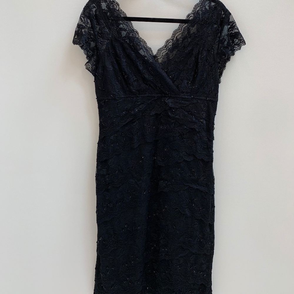 Marina Maternity Tiered Lace Dress (size L)